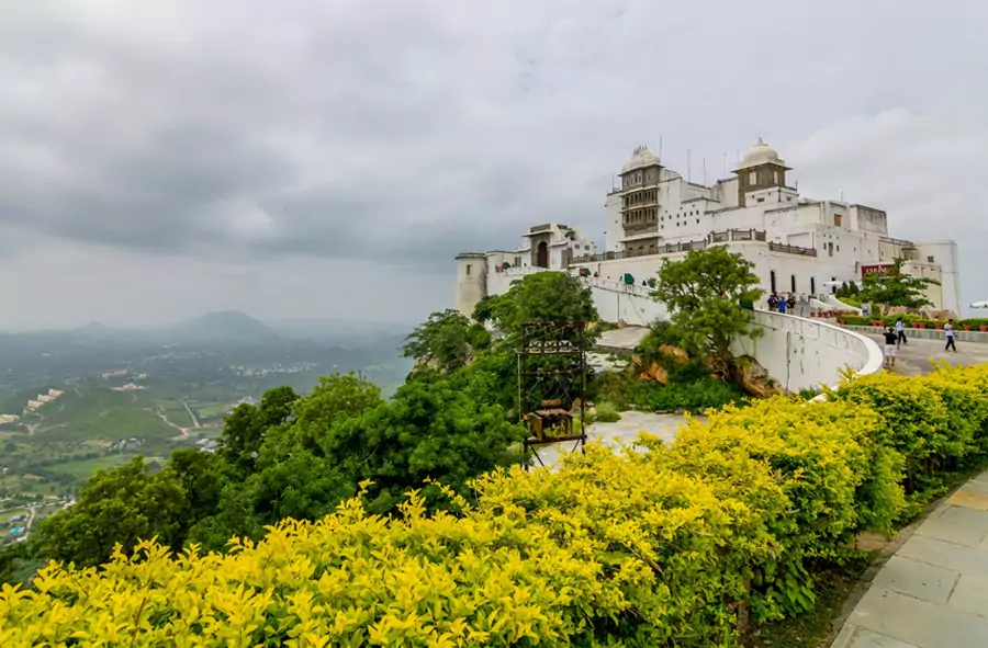 Sajjangarh Palace (Monsoon Palace)