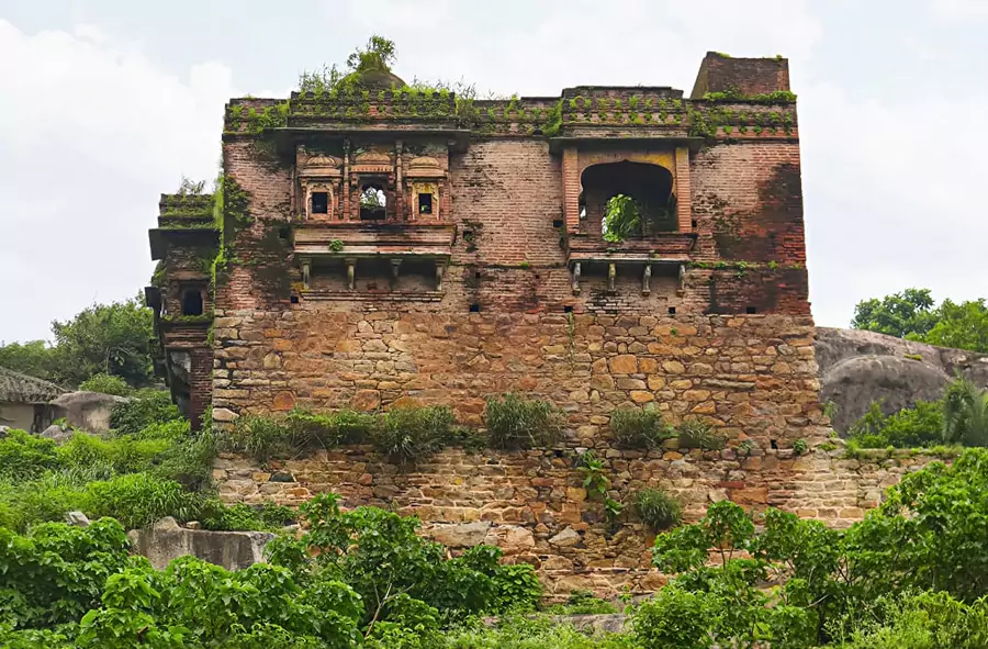 achalgarh-fort