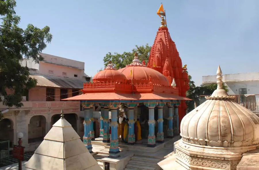 brahma-temple-67c6a5034bf01